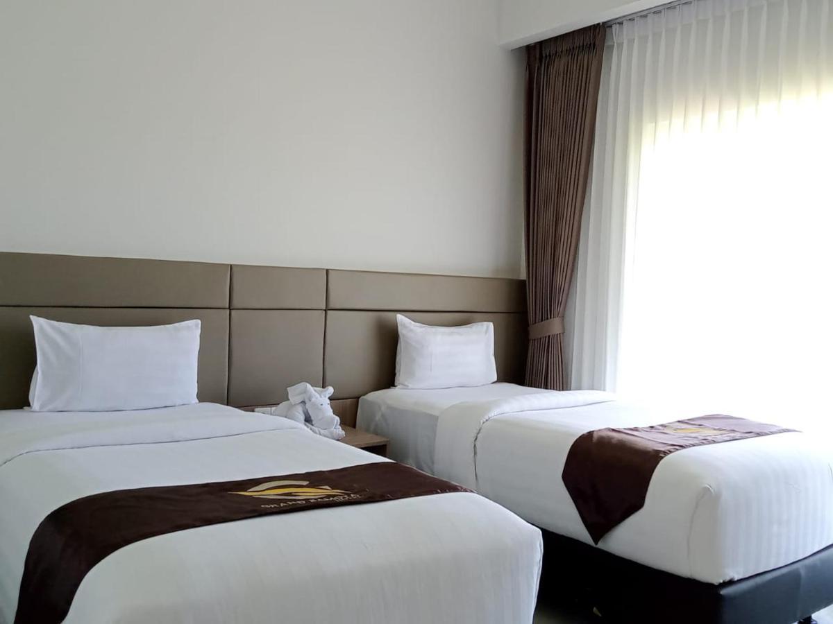 Grand Samota Hotel Sumbawa Zewnętrze zdjęcie