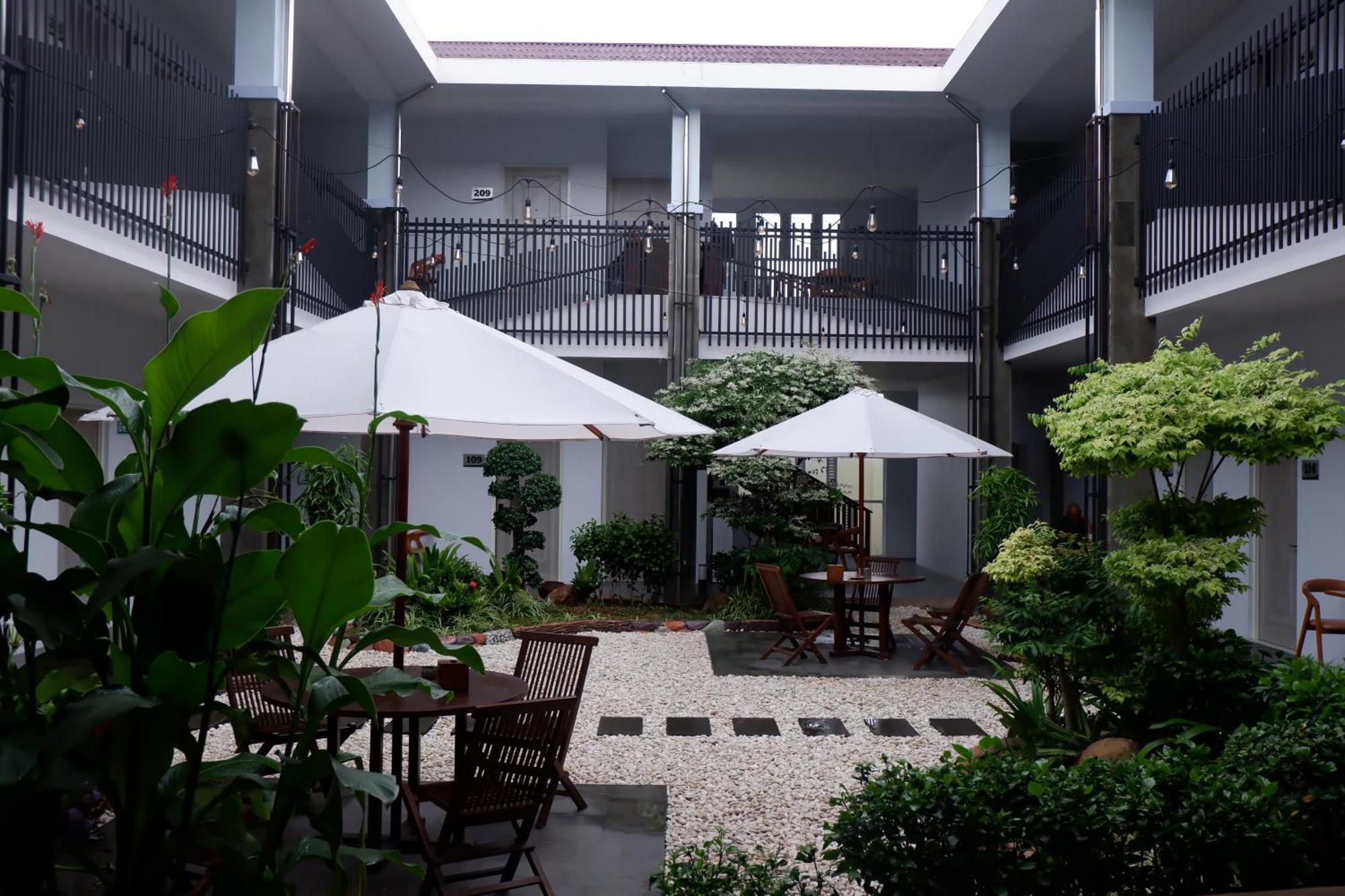 Grand Samota Hotel Sumbawa Zewnętrze zdjęcie