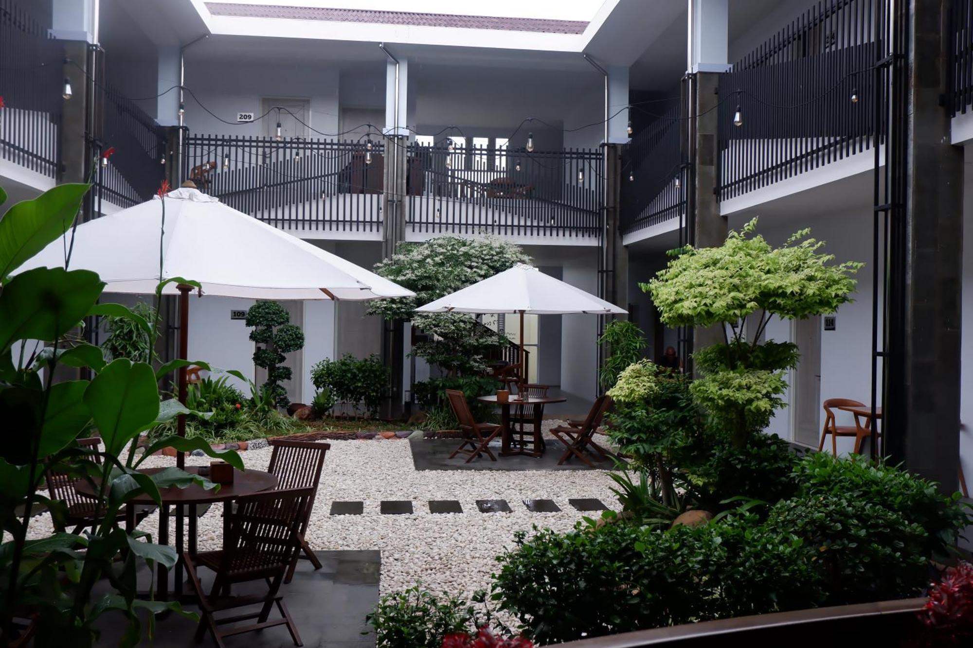 Grand Samota Hotel Sumbawa Zewnętrze zdjęcie